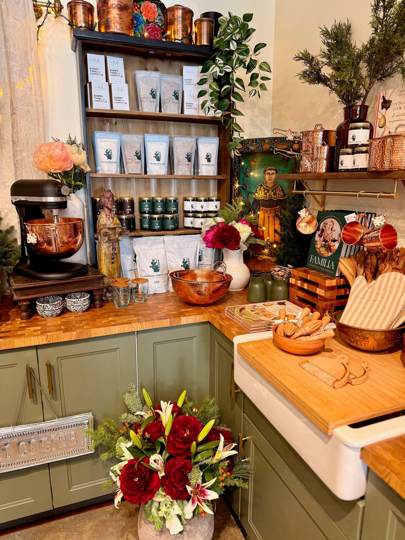 Matriarca by Casa Marcela