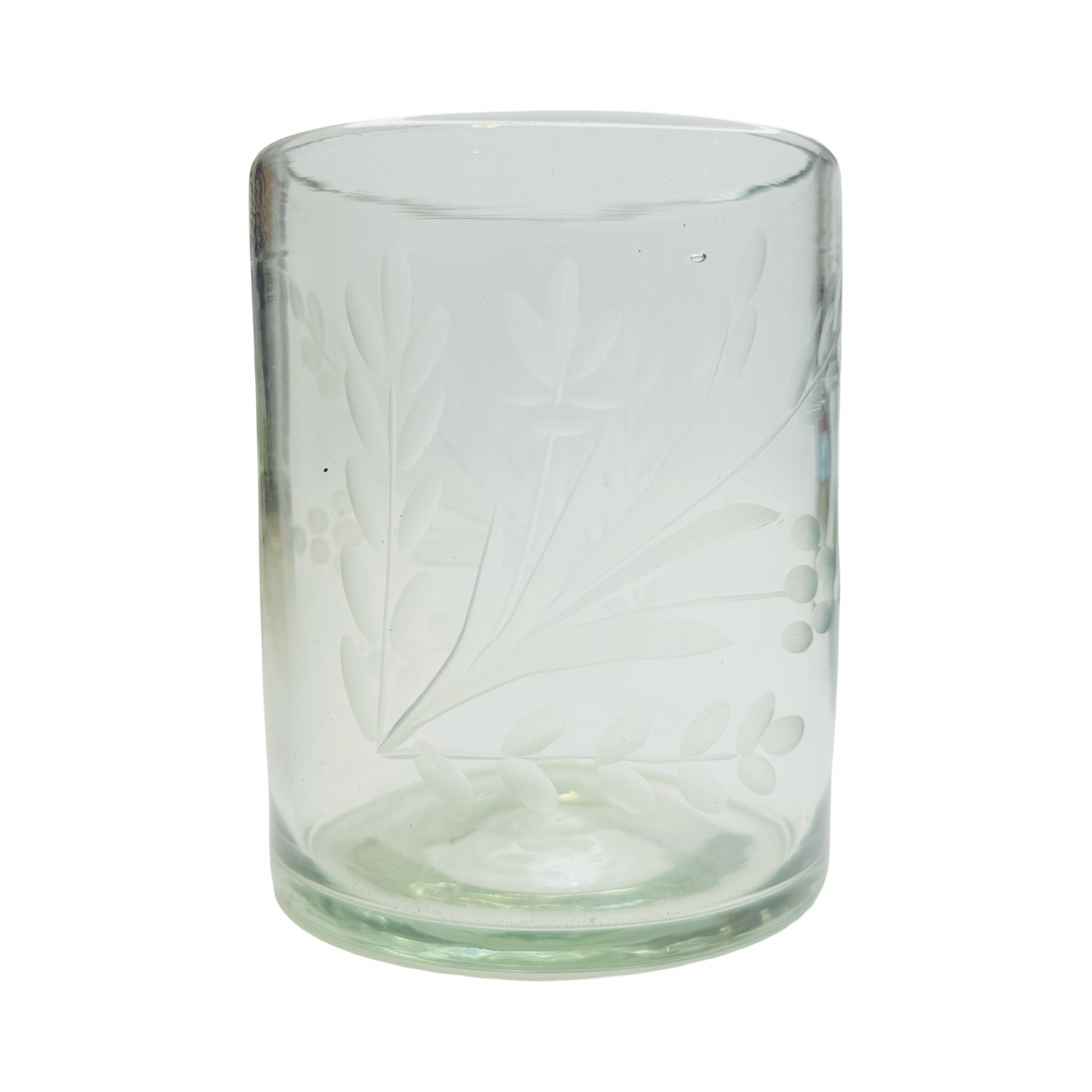Clear glass tumbler with engraved design 