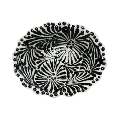 Puebla Talavera Scallop Rim Oval Bowl- Black