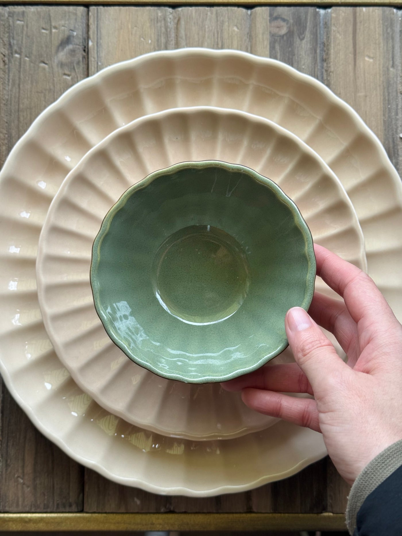 Medium Stoneware Ribbed Bowl Sage | Lead-Free Fluted Ceramic Bowl ...