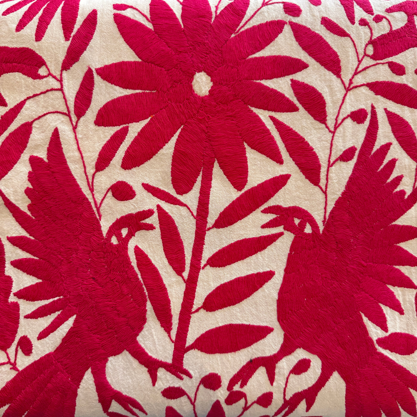 Otomi Table Runner - Ruby – Casa y Cocina