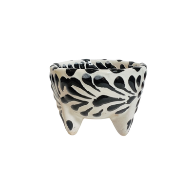 Puebla talavera mini salsero with a black and white design