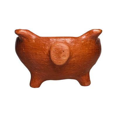 front view of a barro rojo pig bowl
