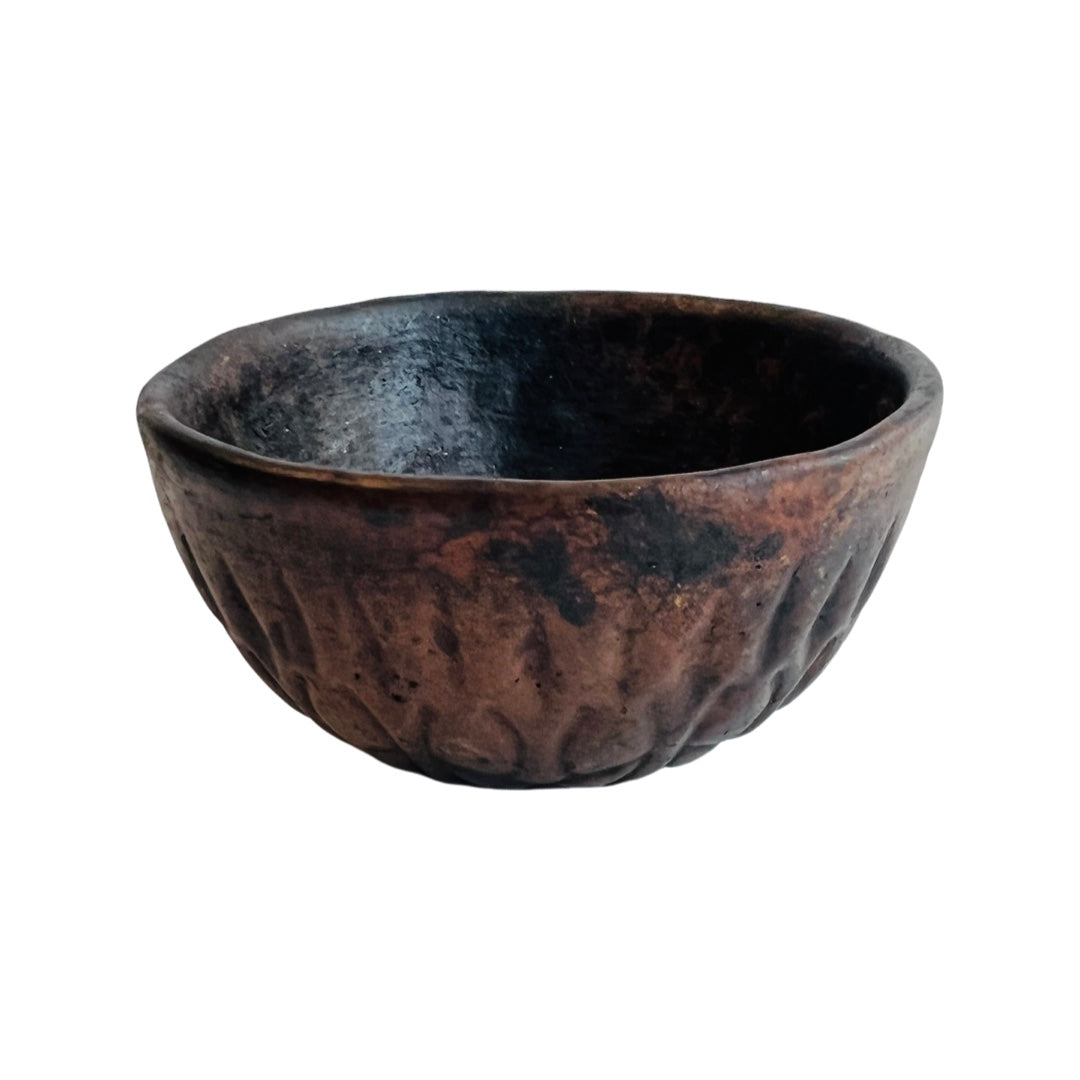 Red Barro (clay) bowl with a smoked clay finish